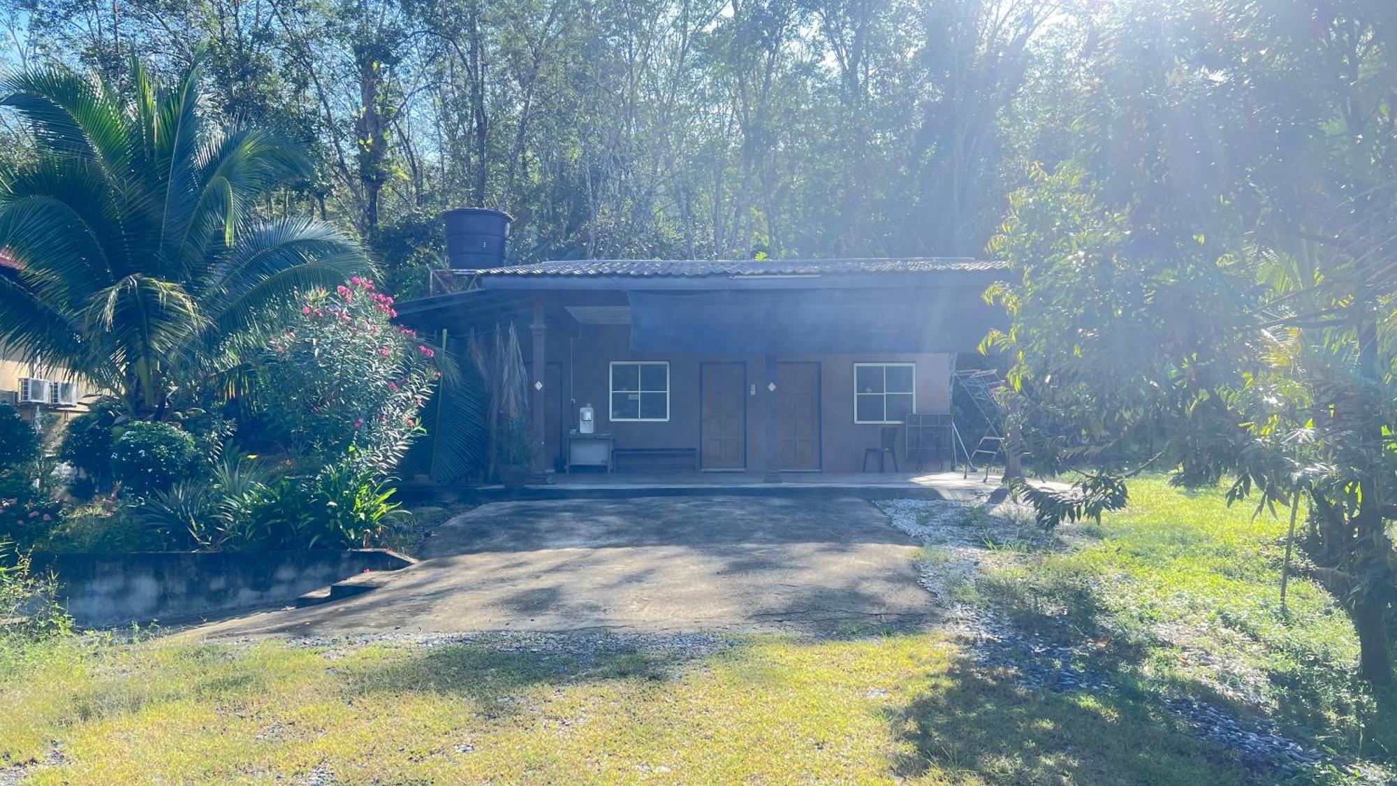Country House Pulai Holiday Village Гуа Мусанг Екстериор снимка